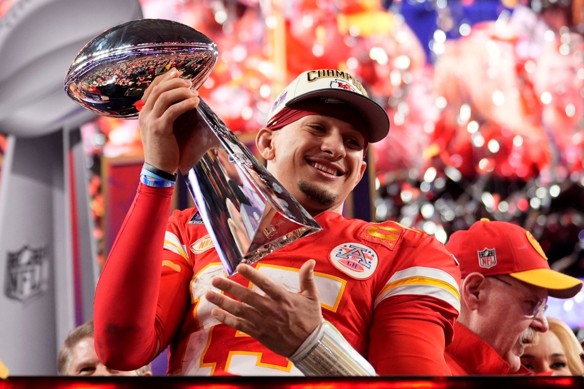  Tyreek Hill Reveals What Makes Patrick Mahomes Truly Unique