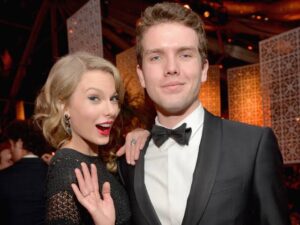 "Just this afternoon, Taylor Swift announced the heartbreaking news of her brother Austin Swift's death."
