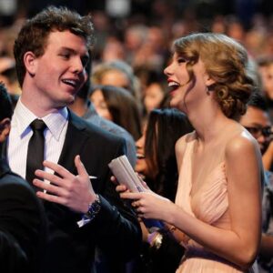 Official: Just 1 Hour Ago — Taylor Swift Tearfully Confirms Her Only Brother Has Passed Away 💔
